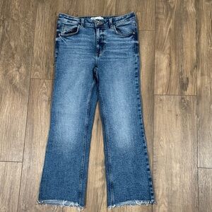 ZARA High Rise Mini Flare Ankle Jeans, size 6
